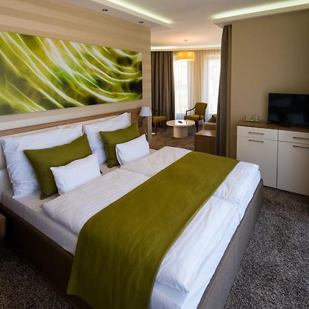 Bh Kristaly Hotel Debrecen Ngoại thất bức ảnh