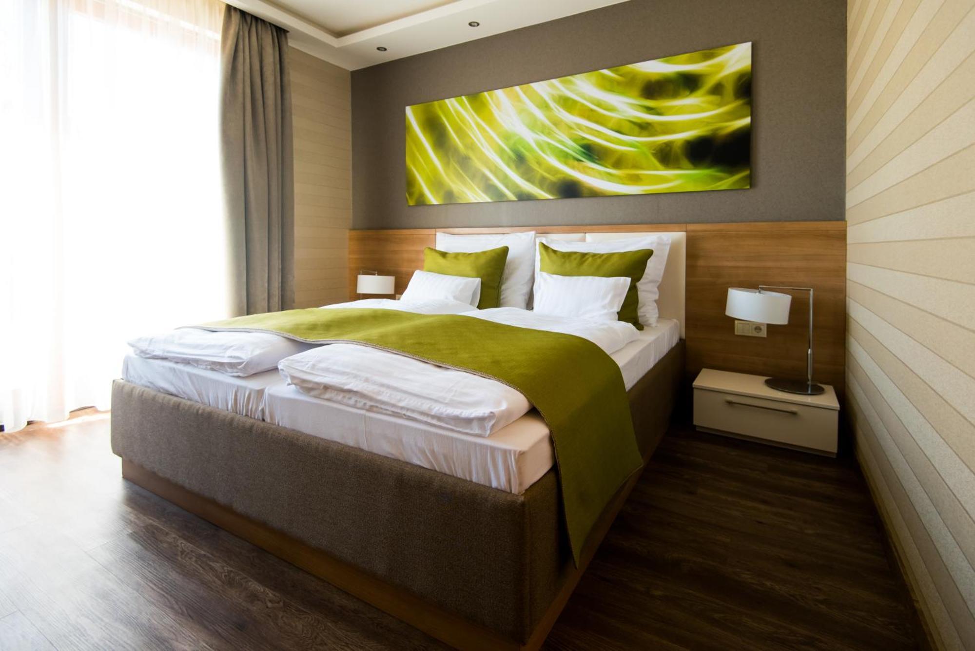 Bh Kristaly Hotel Debrecen Ngoại thất bức ảnh